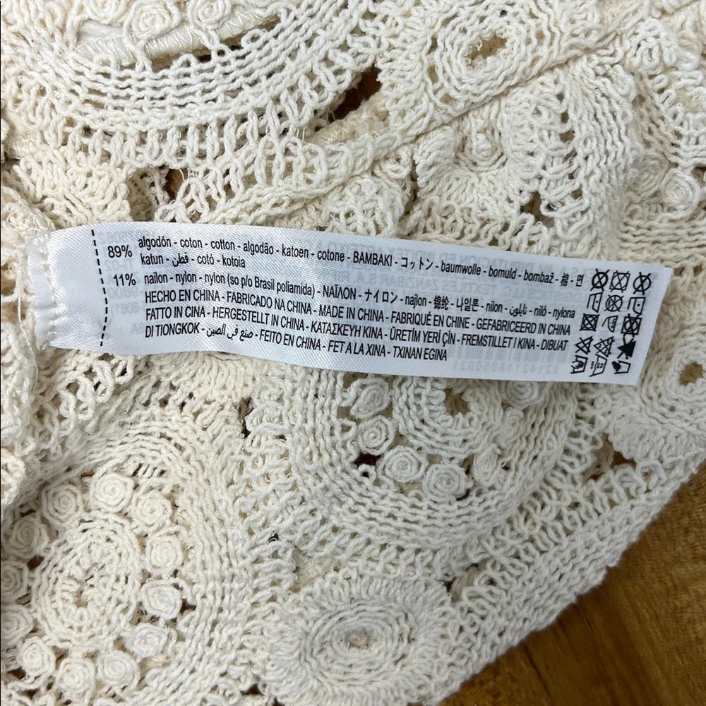 Zara Crochet Lace Crop Top Cream Cropped Womens Medium Victorian Cottagecore